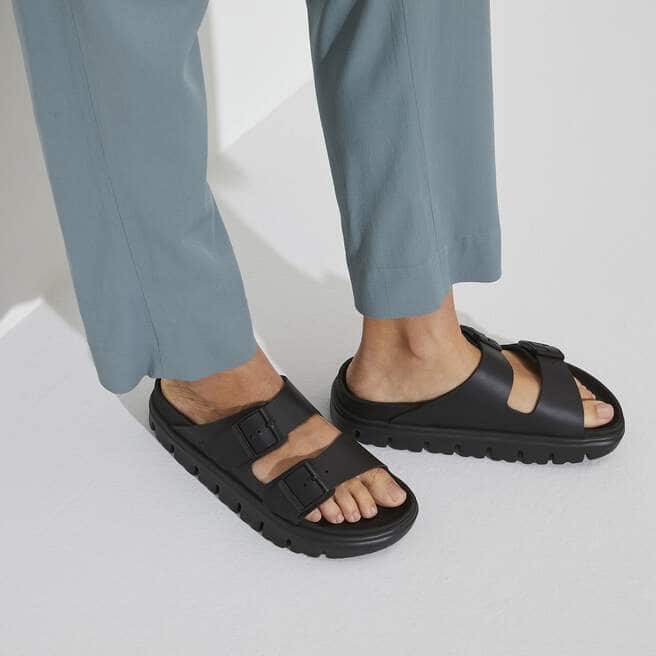 Rigid cork sandals - avoid
