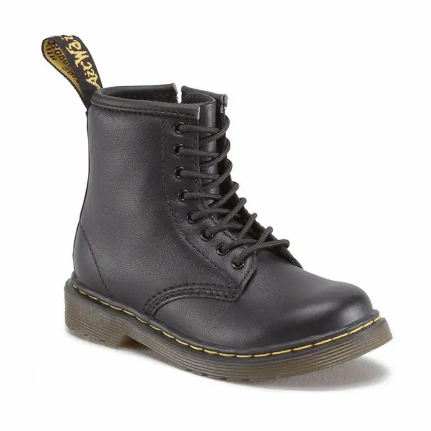 Rigid heeled boot - avoid